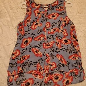 C&E TJMaxx Floral Crepe Keyhole Hi Low Blouse Size M